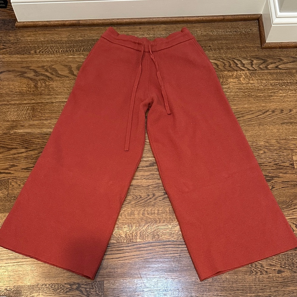 Beeson River Women's Vibrant Red Joggers